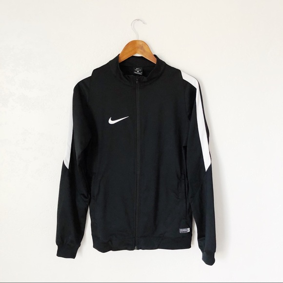 soccer tracksuit nike